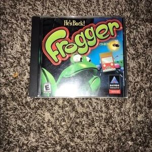 Frogger (PC Games, 2003) He's Back! Windows 95 Win95 PC CD-ROM